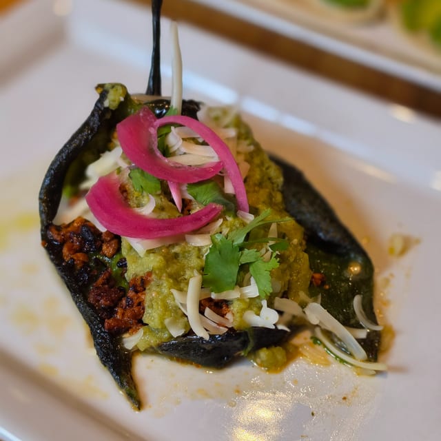 V-POBLANOS RELLENOS.