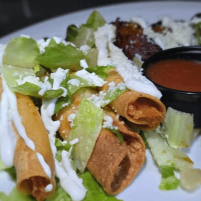 Taquitos Dorados.