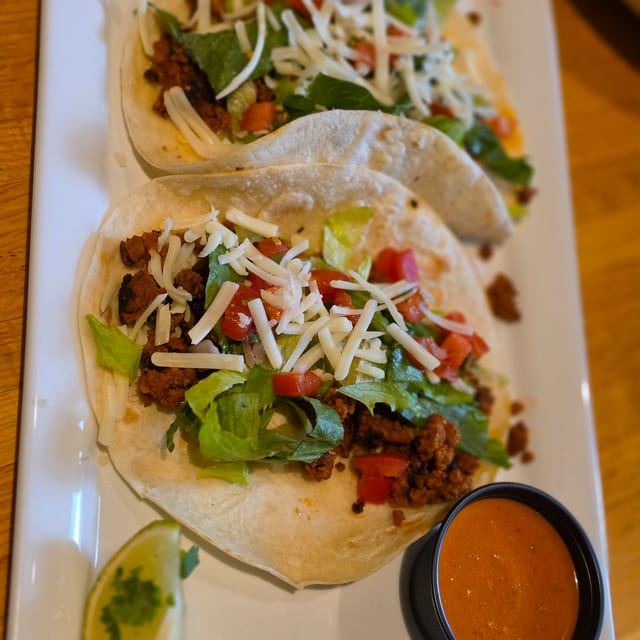 V-TACOS DE HARINA.