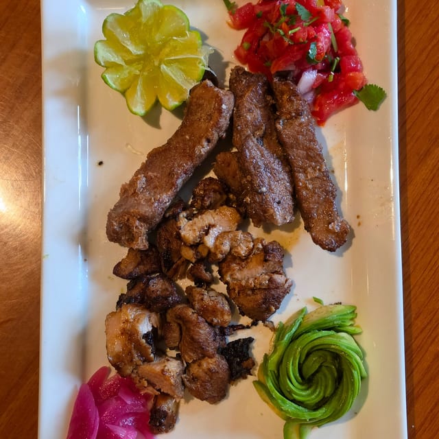CARNITAS AL HUMO.